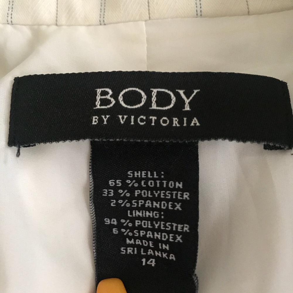 Victoria’s Secret cream pant suit - Picture 3 of 3